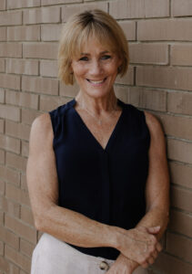 RENEE2026 - Anchored